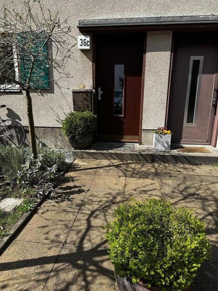 Historischer Charme trifft moderne Sanierung - Reihenhaus mit Garten & Potenzial - ohne Makler