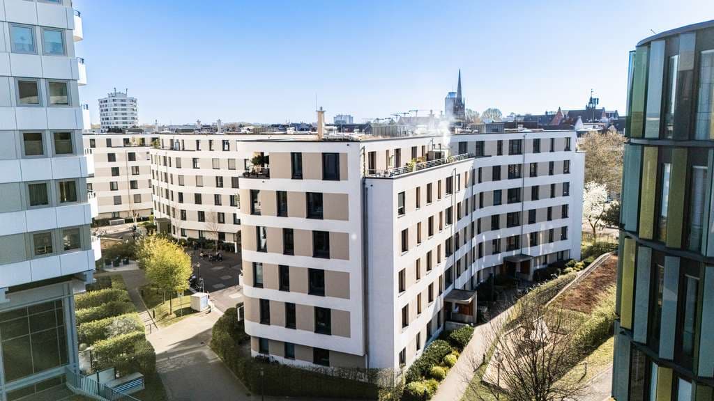 Penthouse mit Rheinblick (und 2 TG-Stellplätzen) in Bayenthal