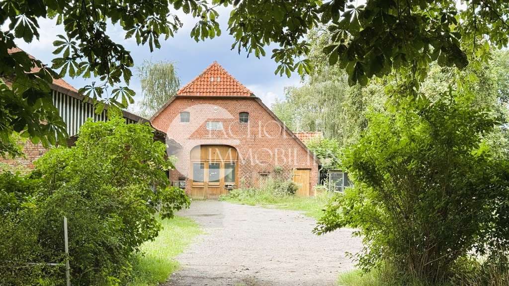 Landleben pur: Hofensemble mit Acker & Grünland auf 18,5 ha - ideal für Pferdehaltung
