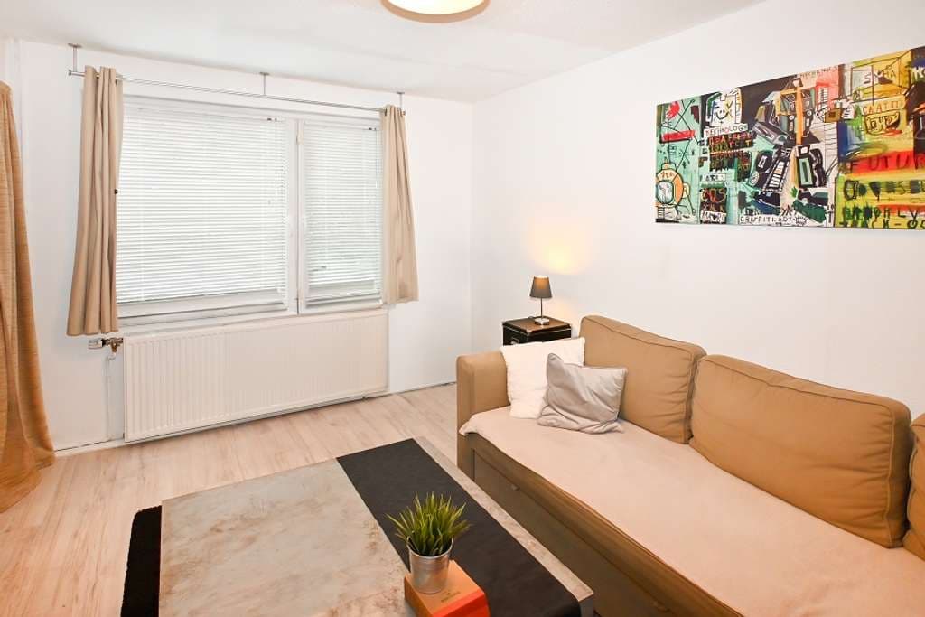Zauberhafte Erdgeschosswohnung im Hinterhaus - Klein, fein & ganz besonders!