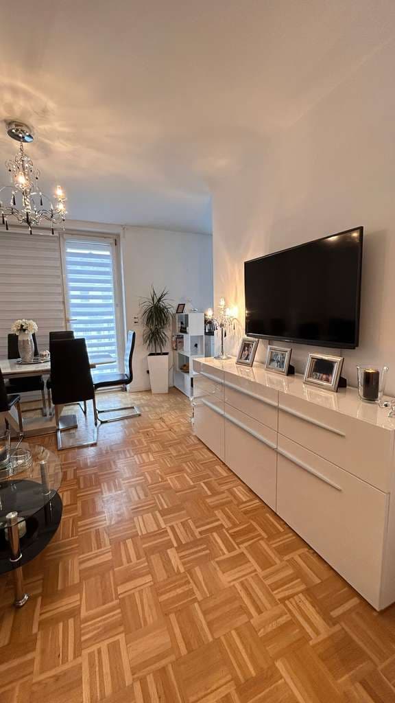 D-Rath 3-Zimmer-Wohnung mit Balkon & Einbauküche