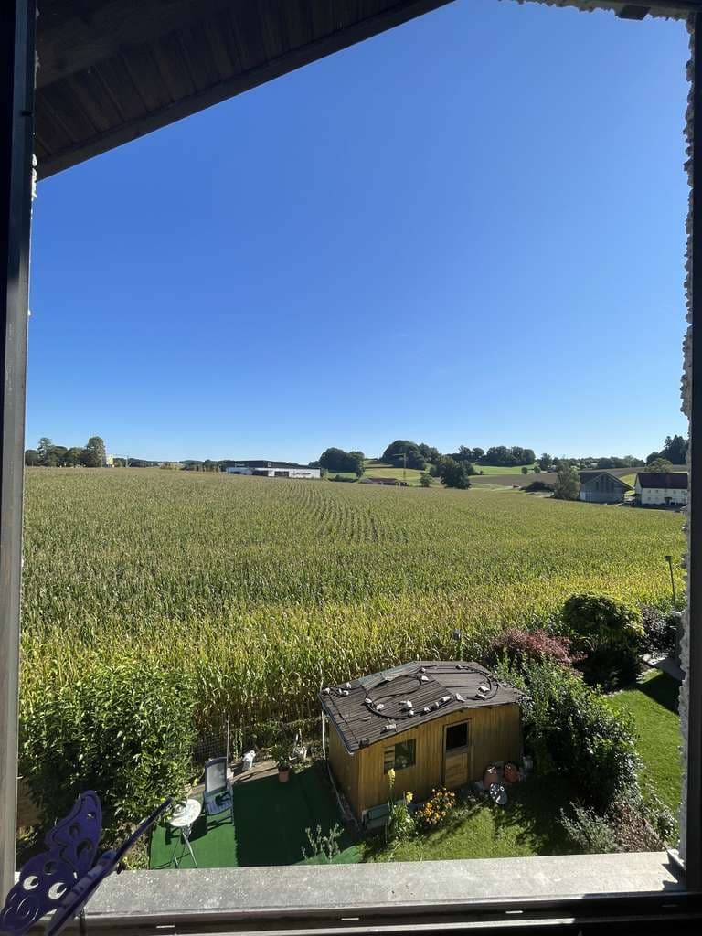 Mit Blick ins Grüne, Gartenanteil und Dachterrasse für Münchenpendler!