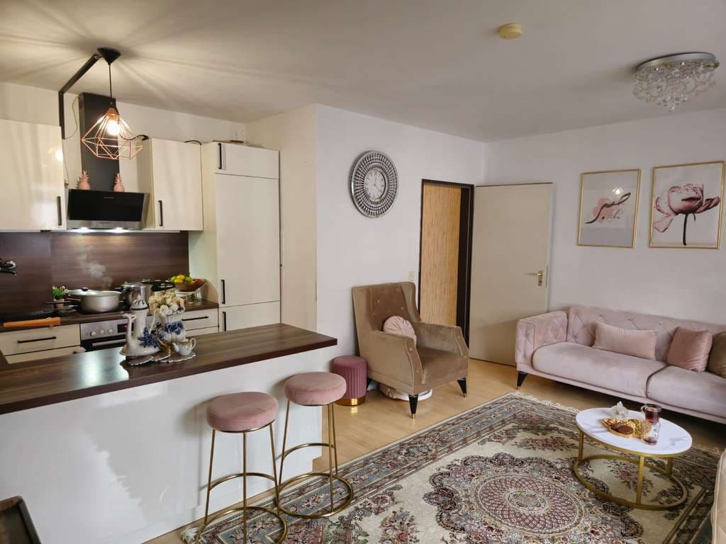 Helle 2-Zimmer Wohnung mit Balkon und Aufzug im 2. OG in Aachen, provisionsfrei