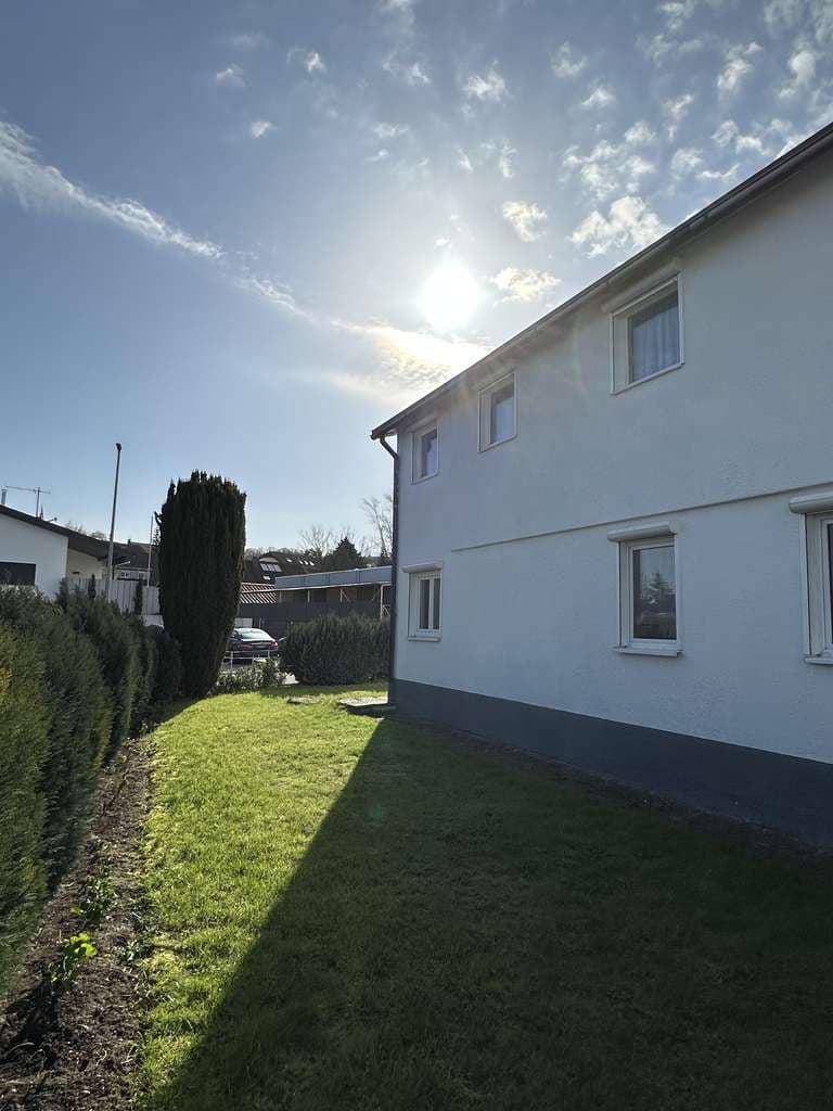 Chance für Kapitalanleger - Mehrfamilienhaus mit viel Wohnraum in bester Wohnlage in Abstatt