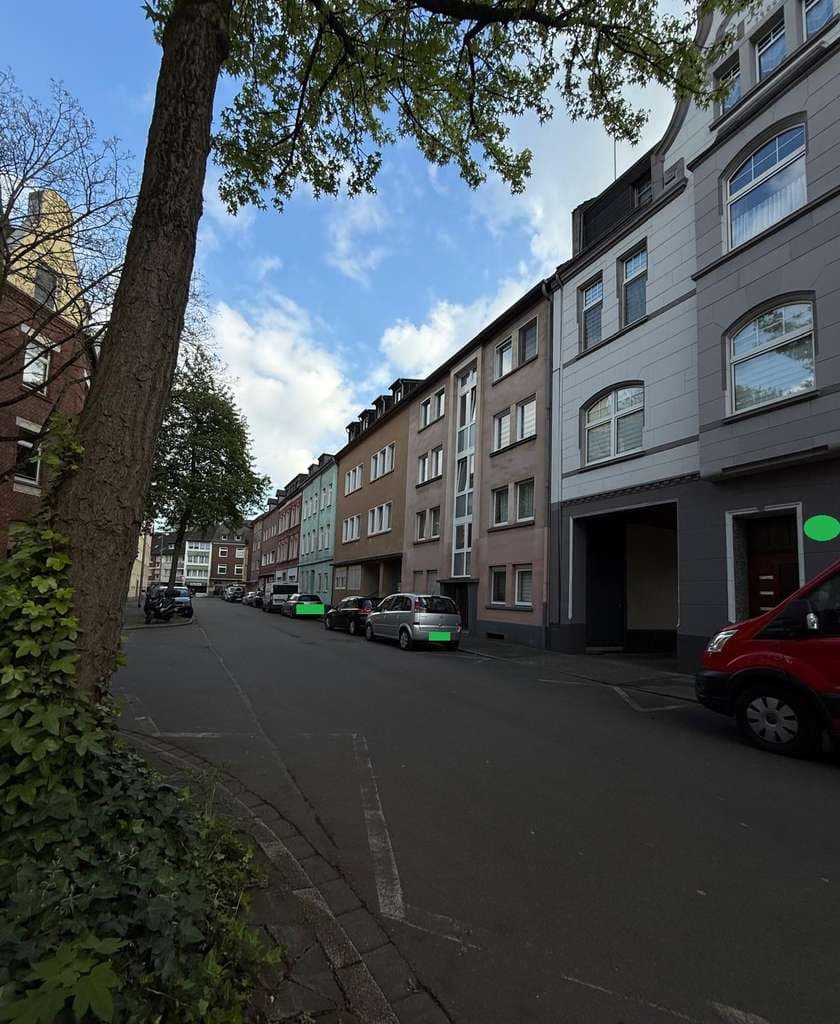 Laar am Rhein: ... solides 5-Fam.-Haus!