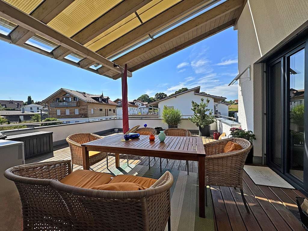 MODERNES APARTMENT MIT FANTASTISCHER DACHTERRASSE